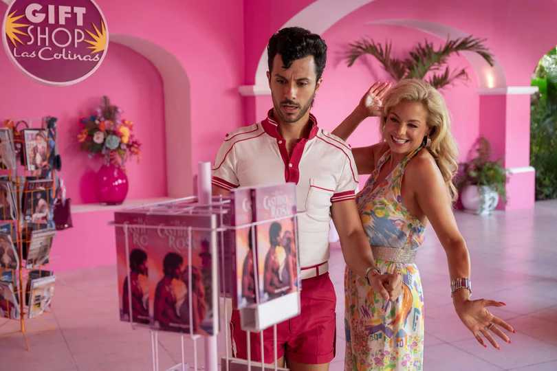 Acapulco Season 4 - First Look at Rafael Cebrián and Jessica Collins