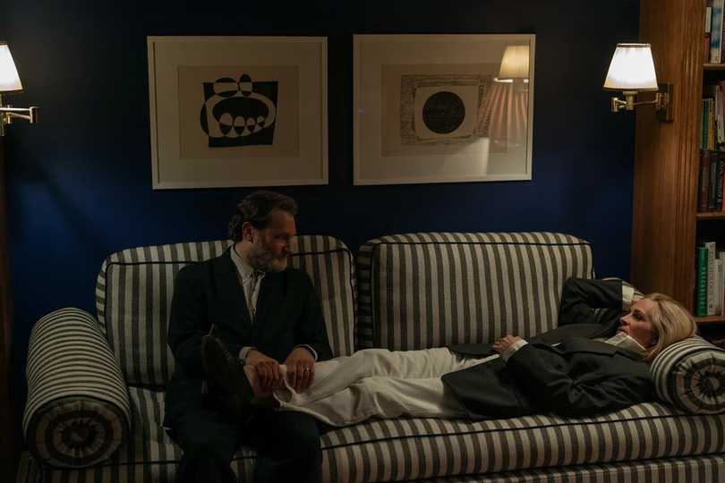 After The Hunt - Julia Roberts and Michael Stuhlbarg on the Couch