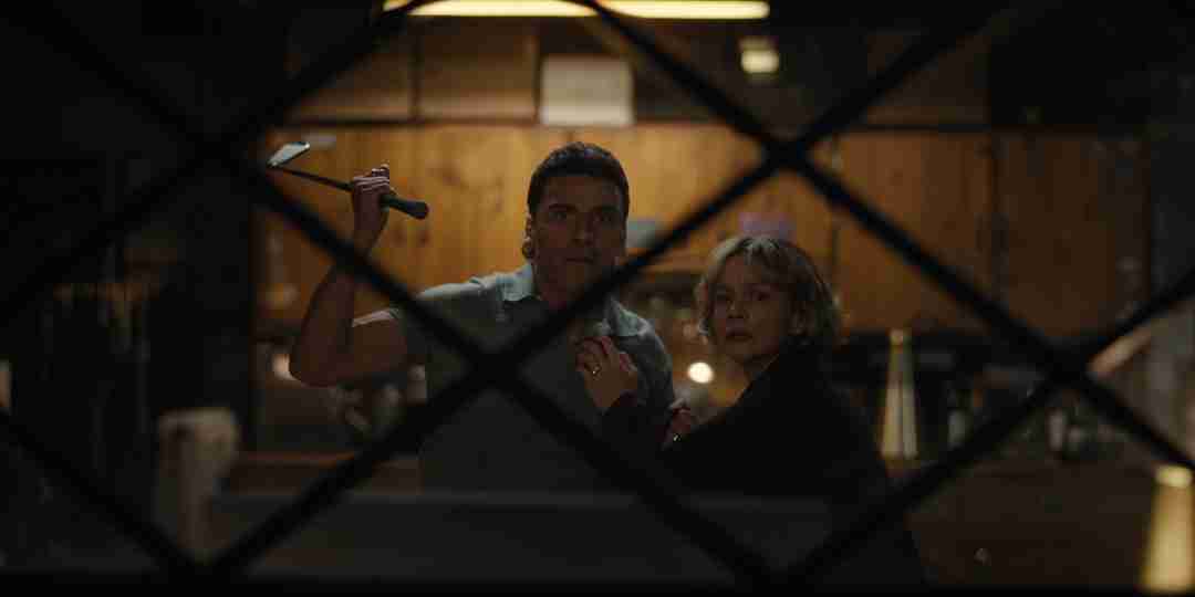 BEEF Season 2 - Oscar Isaac and Carey Mulligan