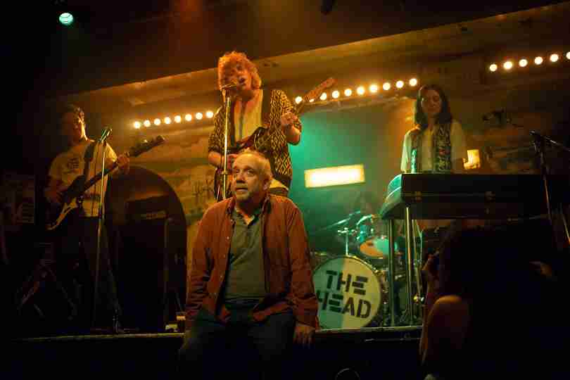 Black Mirror - Season 7 - Paul Giamatti Reflects in Eulogy