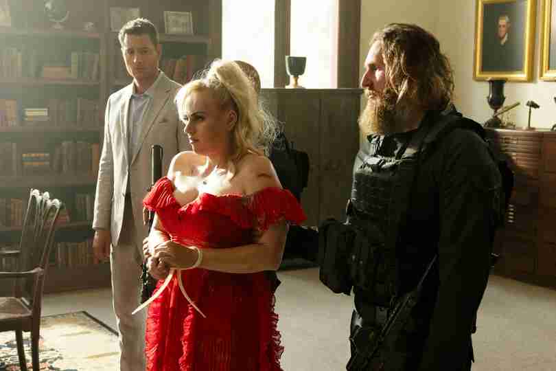 Bride Hard - First Look at Rebel Wilson and Justin Hartley Hostage Scene