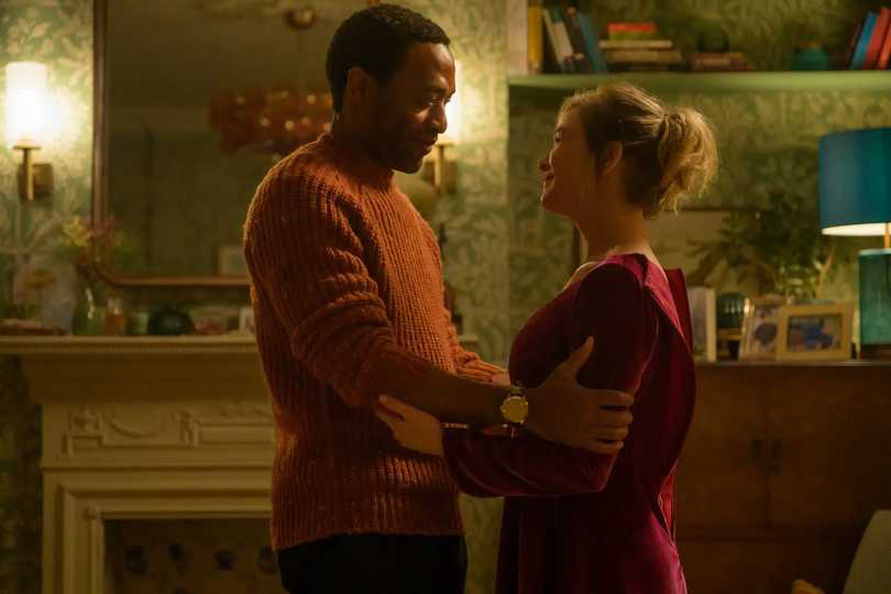 Bridget Jones: Mad About the Boy - First Look at Bridget and Mr. Walliker