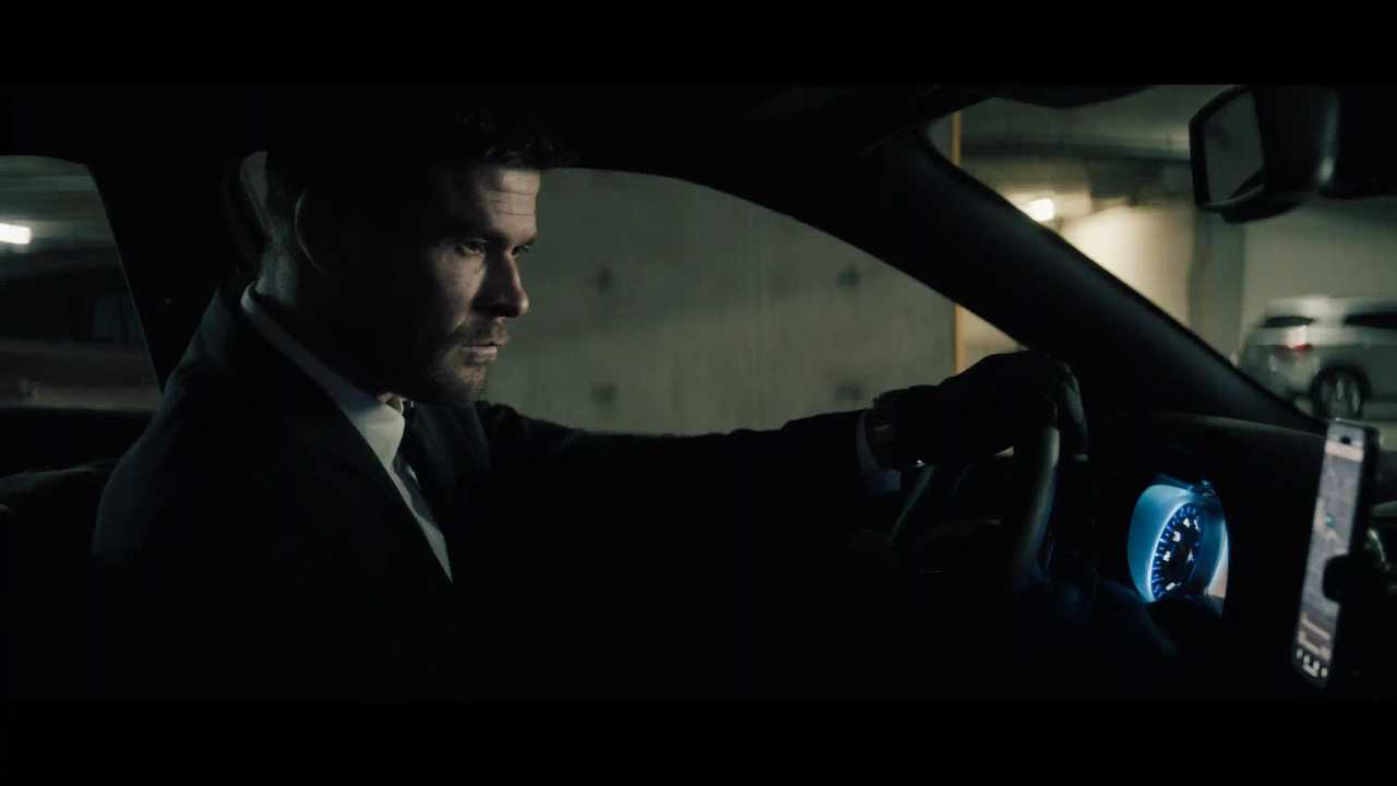 Crime 101 - Chris Hemsworth as Mike Davis