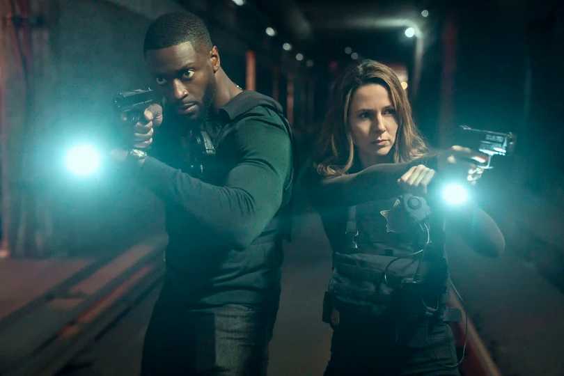 Cross Season 2 - Aldis Hodge and Alona Tal