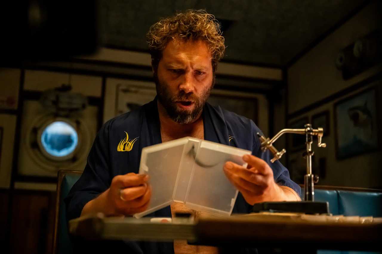 Dangerous Animals - Jai Courtney Scene