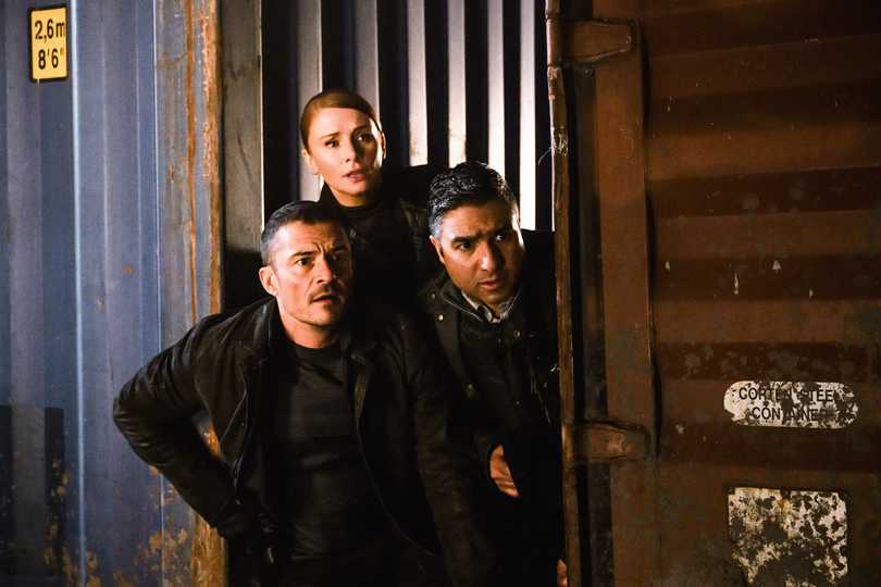 Deep Cover - Orlando Bloom, Bryce Dallas Howard, and Nick Mohammed in a Container