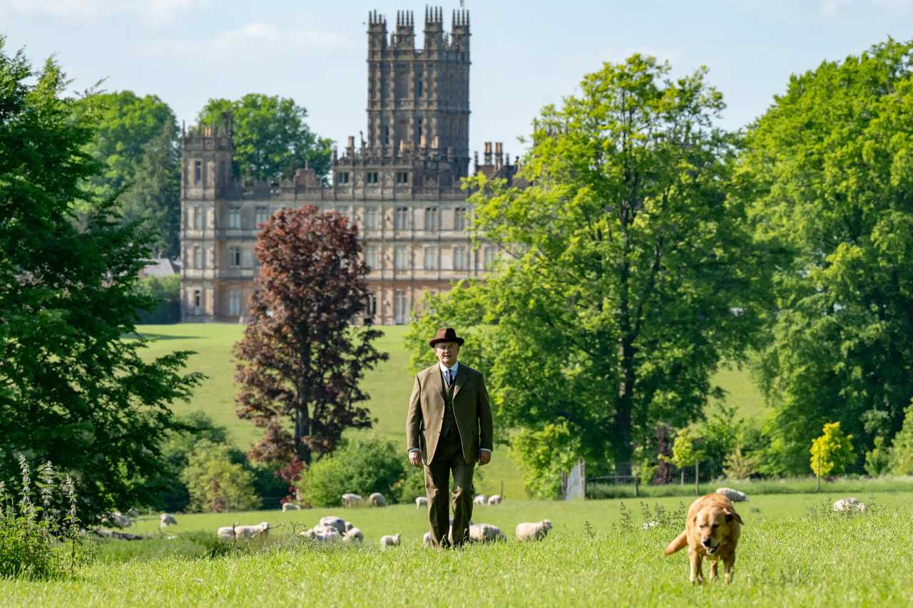 Downton Abbey: The Grand Finale - Hugh Bonneville as Robert Grantham