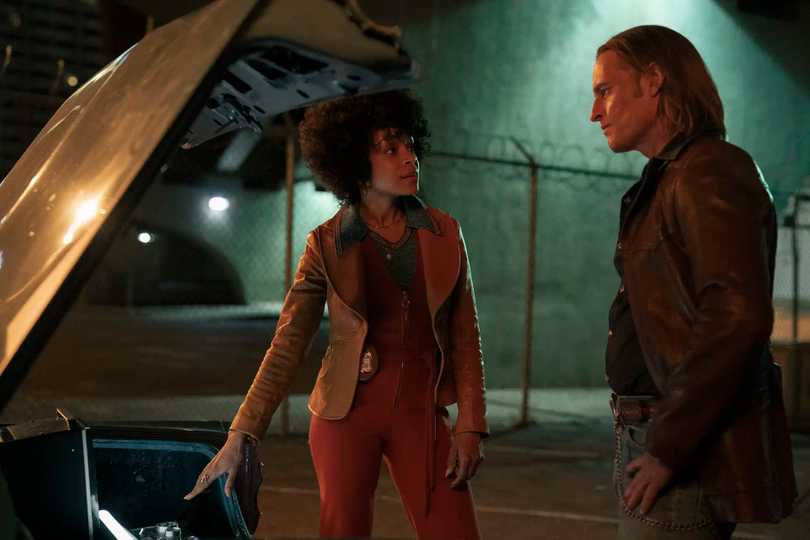 Duster Season 1 - Rachel Hilson and Josh Holloway in Episode 1