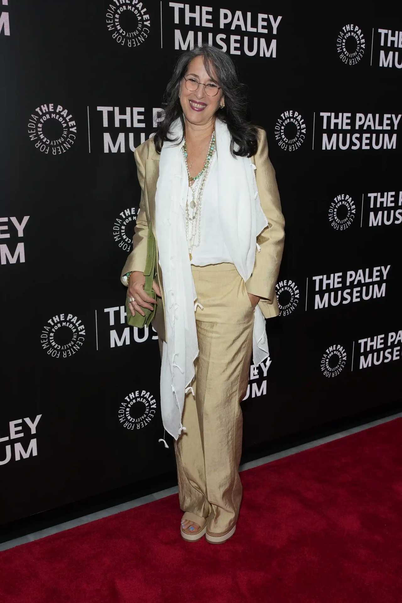 Everybody Loves Raymond - Maggie Wheeler Reunites to Celebrate 30 Years of Everybody Loves Raymond	