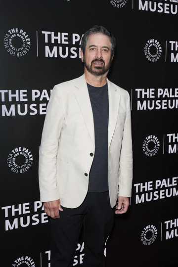 Everybody Loves Raymond - Ray Romano Reunites to Celebrate 30 Years of Everybody Loves Raymond