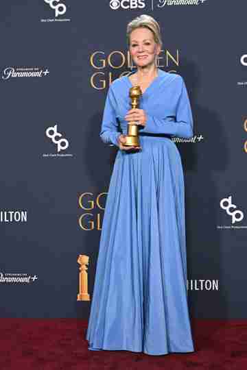 Jean Smart Wins Golden Globe for Her Role in Hacks