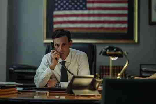 Man on Fire Season 1 - First Look at Scoot McNairy as Henry Tappen
