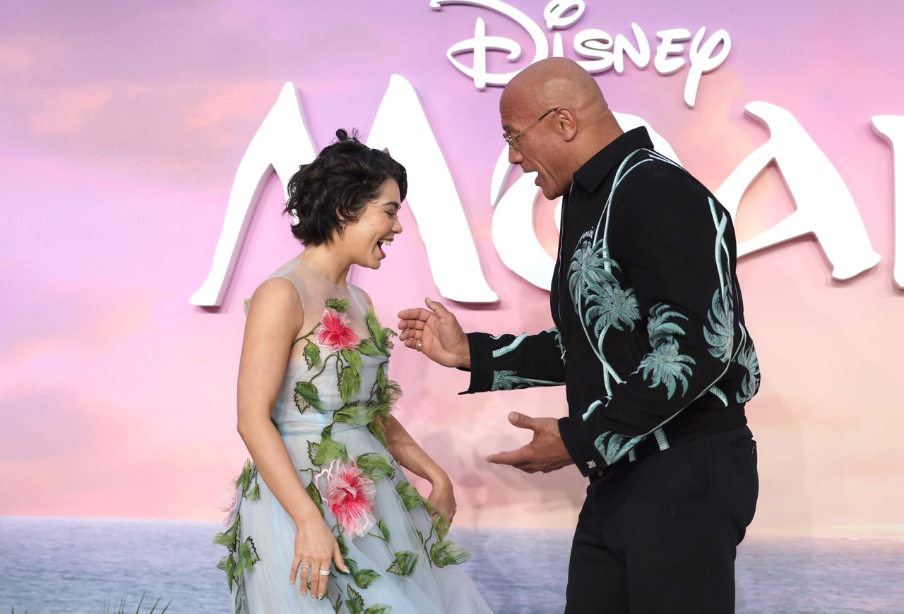 Moana 2 - UK Premiere photo of Auliʻi Cravalho and Dwayne Johnson