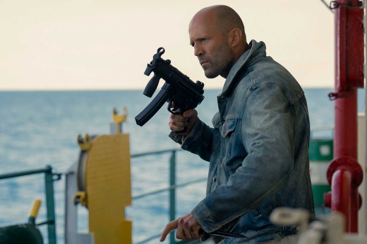 Mutiny - Jason Statham on the Ship