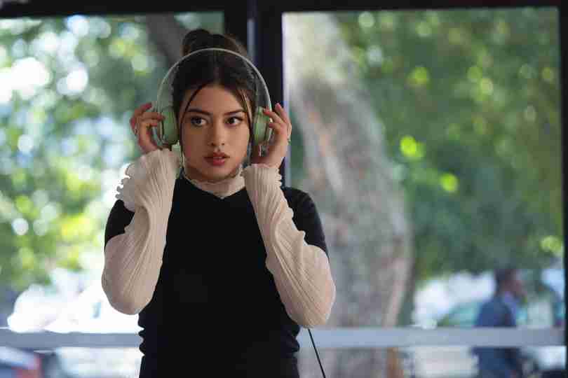 Novocaine – Amber Midthunder as Sherry in the Moment