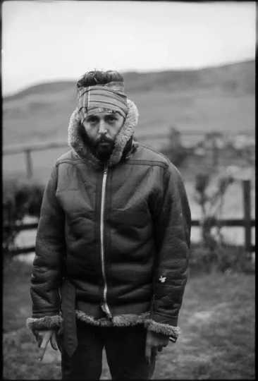 Paul McCartney: Man on the Run - Paul McCartney in the Countryside