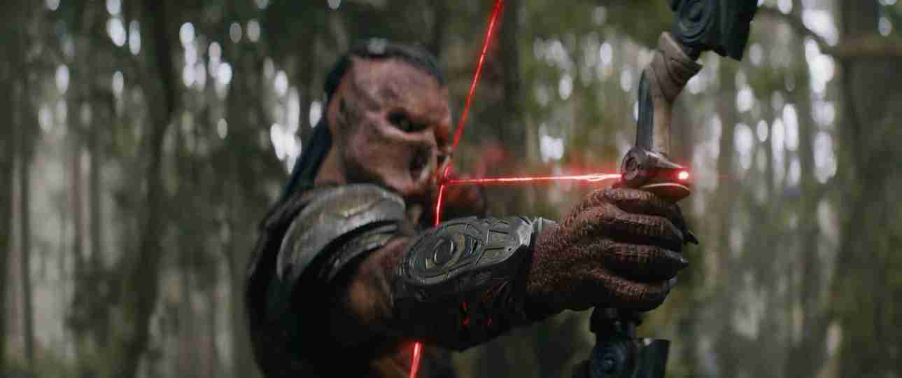 Predator: Badlands - Predator Warrior