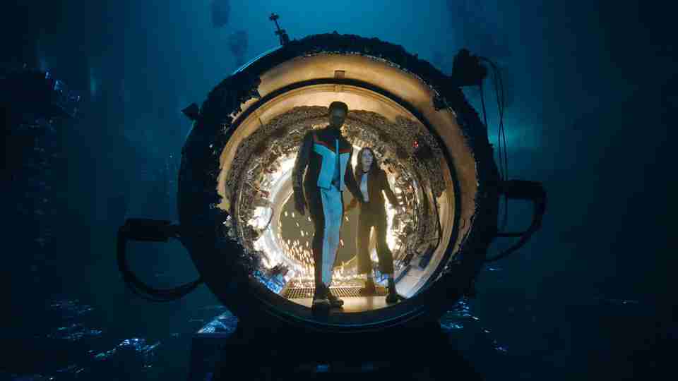 Superman - Edi Gathegi and Rachel Brosnahan