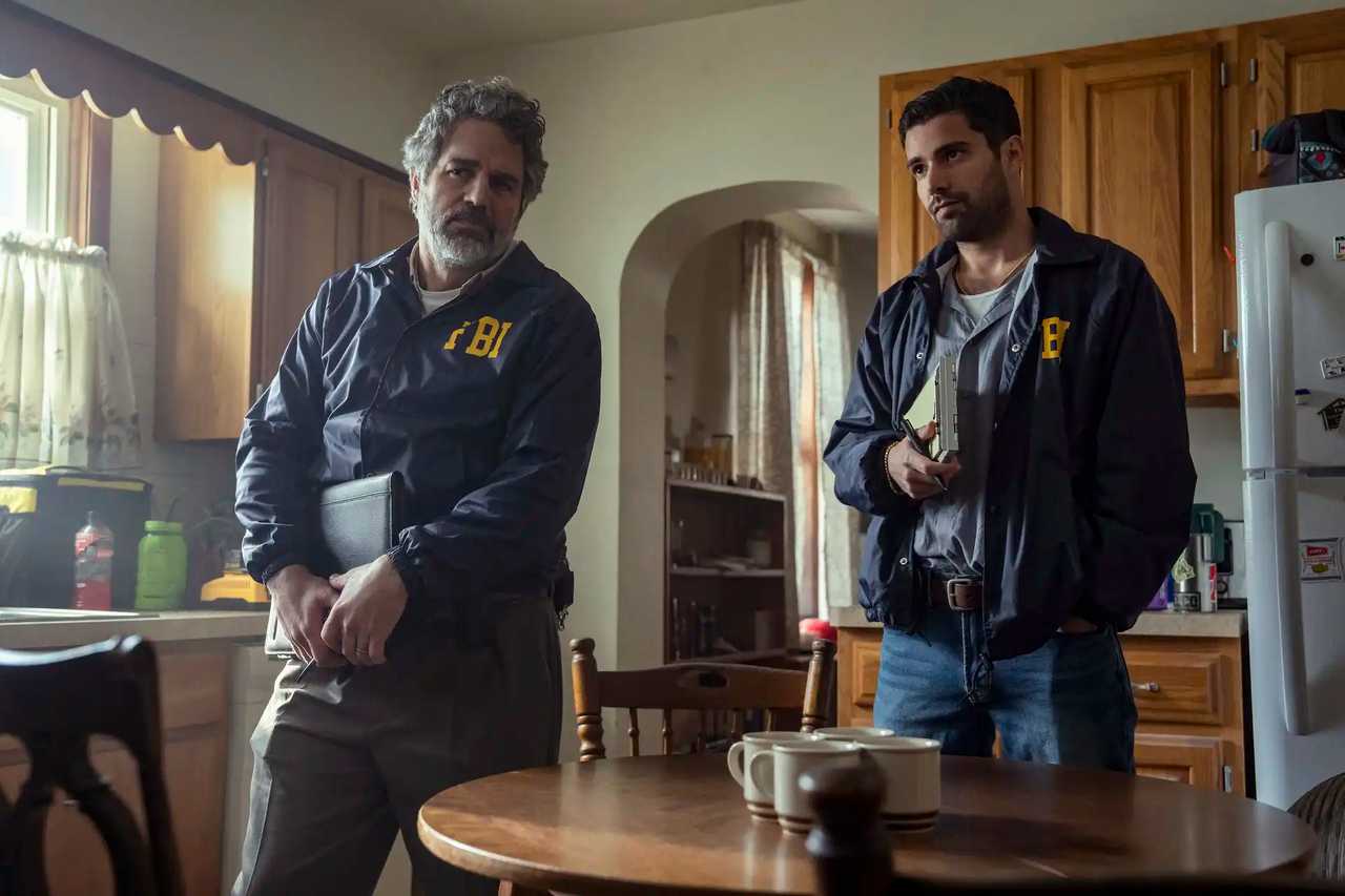 Task Season 1 - Mark Ruffalo and Fabien Frankel Scene