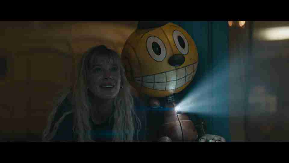 The Electric State - Millie Bobby Brown as Michelle & Cosmo