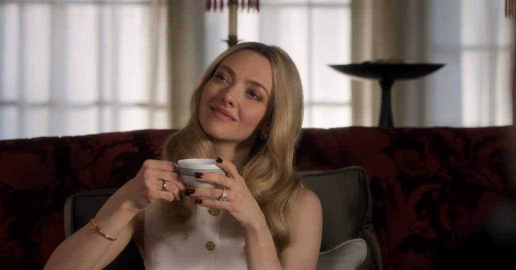 The Housemaid - Amanda Seyfried Drink Tea