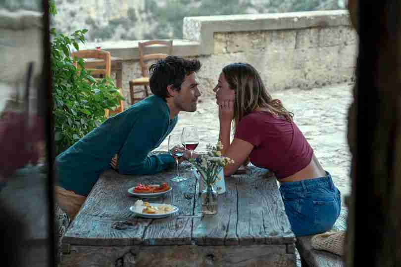 The Map That Leads to You - K.J. Apa and Madelyn Cline at Dinner