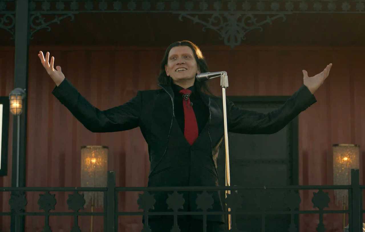Twisted Metal Season 2 - Anthony Carrigan as Calypso