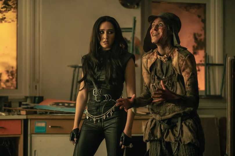Twisted Metal Season 2 - Neve Campbell and Lisa Gilroy