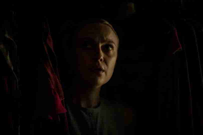 Vicious - Dakota Fanning in a Dark Closet