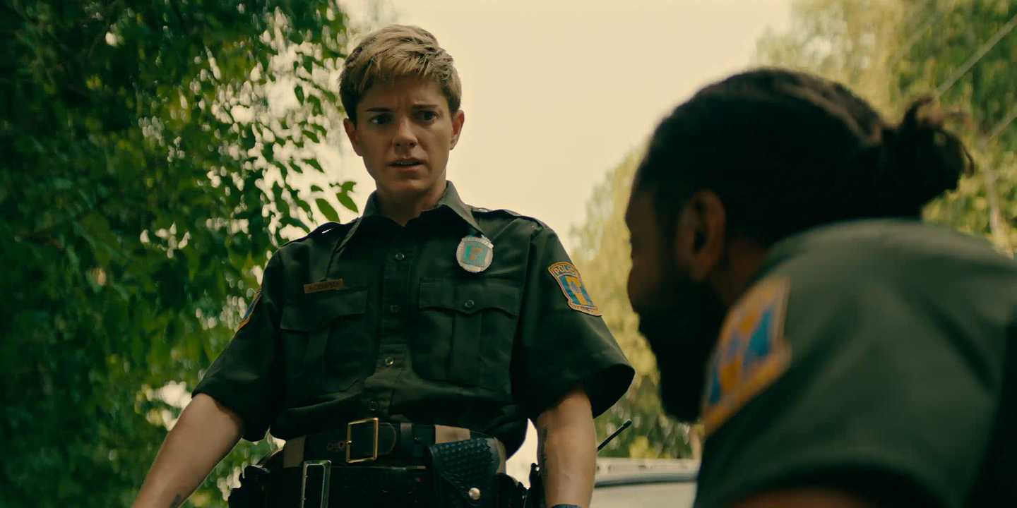 Wayward Season 1 - Mae Martin and Brandon Jay McLaren