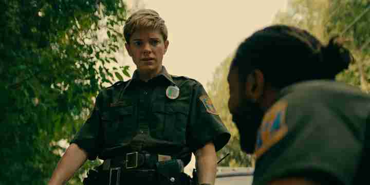 Wayward Season 1 - Mae Martin and Brandon Jay McLaren