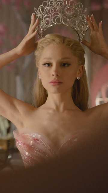Wicked: For Good - Ariana Grande as Glinda