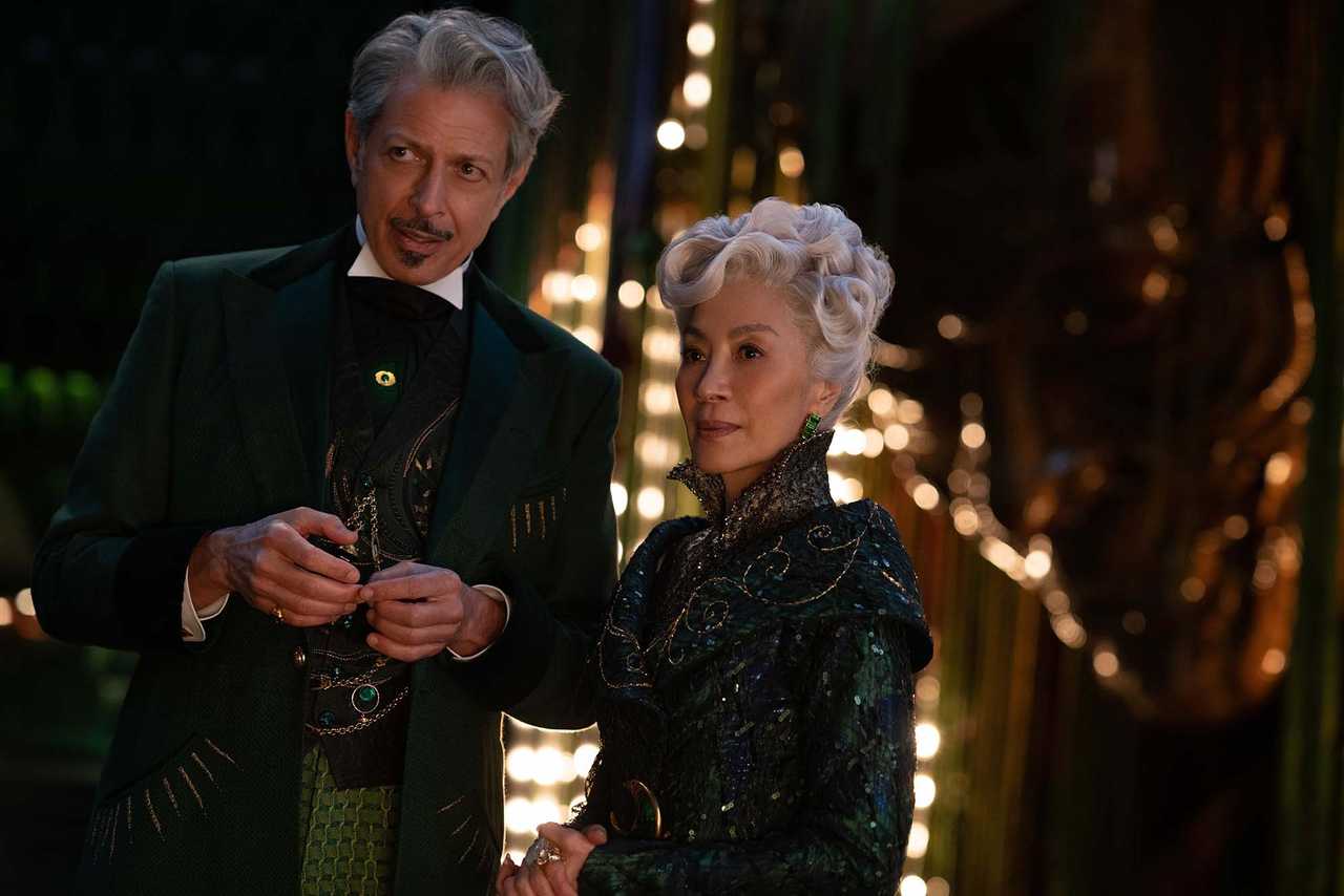 Wicked - The Wizard and Madame Morrible Conspire