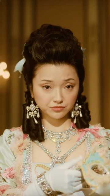 Bridgerton Season 4 - Miss Li Clip