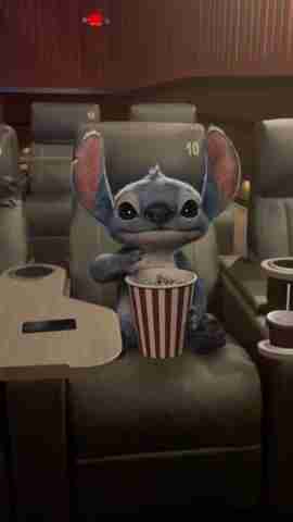 Lilo & Stitch - Noisy Moviegoer Clip