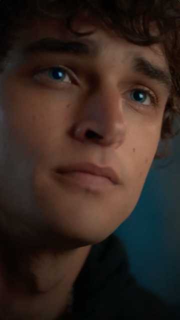 Love Me Love Me - What Is It About You Clip