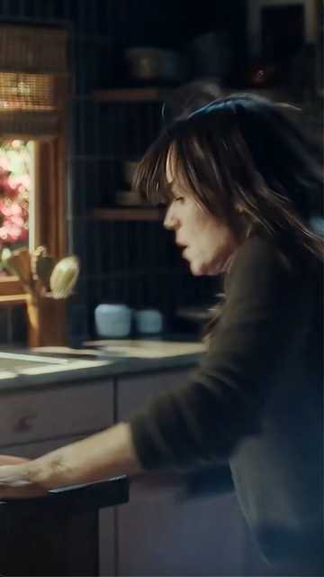 The Last Thing He Told Me Season 2 - Kick It with Jennifer Garner Clip