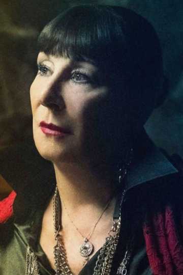 Anjelica Huston