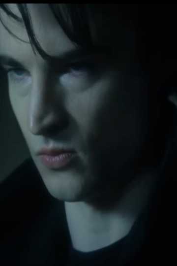 Tom Sturridge