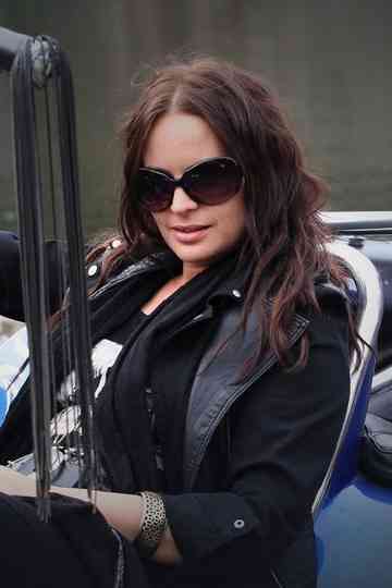 Sejít z cesty poster