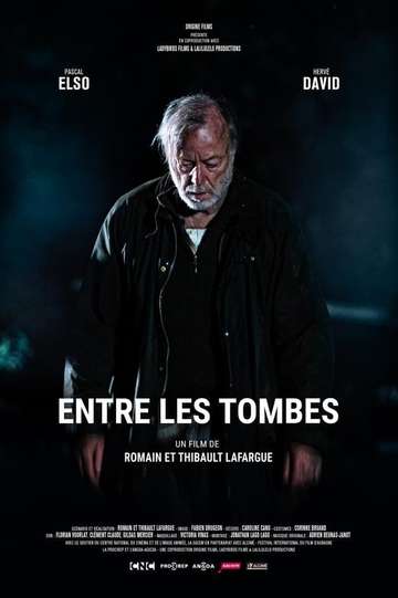 Entre les tombes Poster