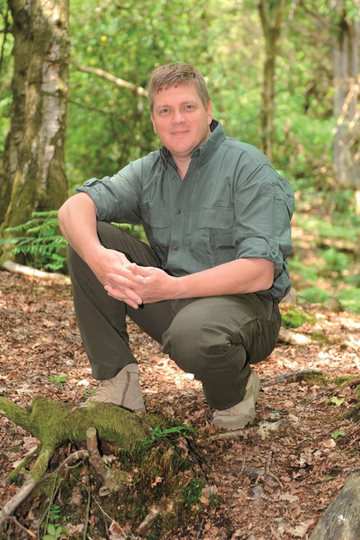 Ray Mears' Country Tracks