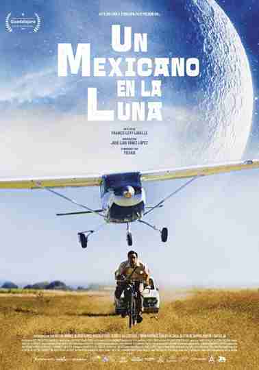 Un mexicano en la Luna Poster
