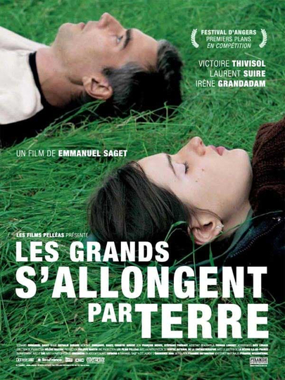 Les Grands SAllongent Par Terre