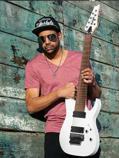 Tony MacAlpine and band perform Tears of Sahara on EMGtv