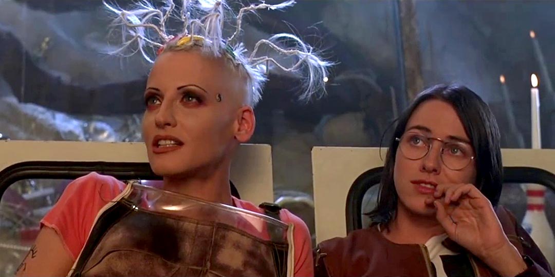 Lori Petty and Naomi Watts in 'Tank Girl'