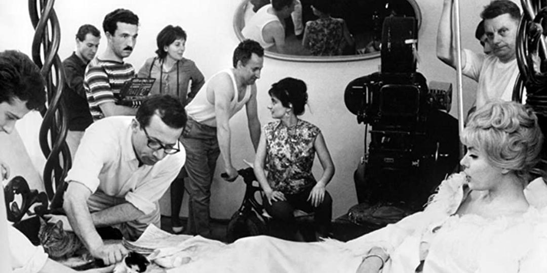 Agnès Varda (center, sitting) on the set of 'Cleo from 5 to 7'