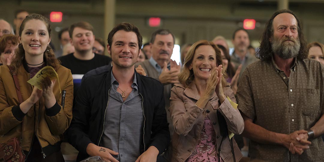 Amy Forsyth, Daniel Durant, Marlee Matlin and Troy Kotsur in 'CODA'