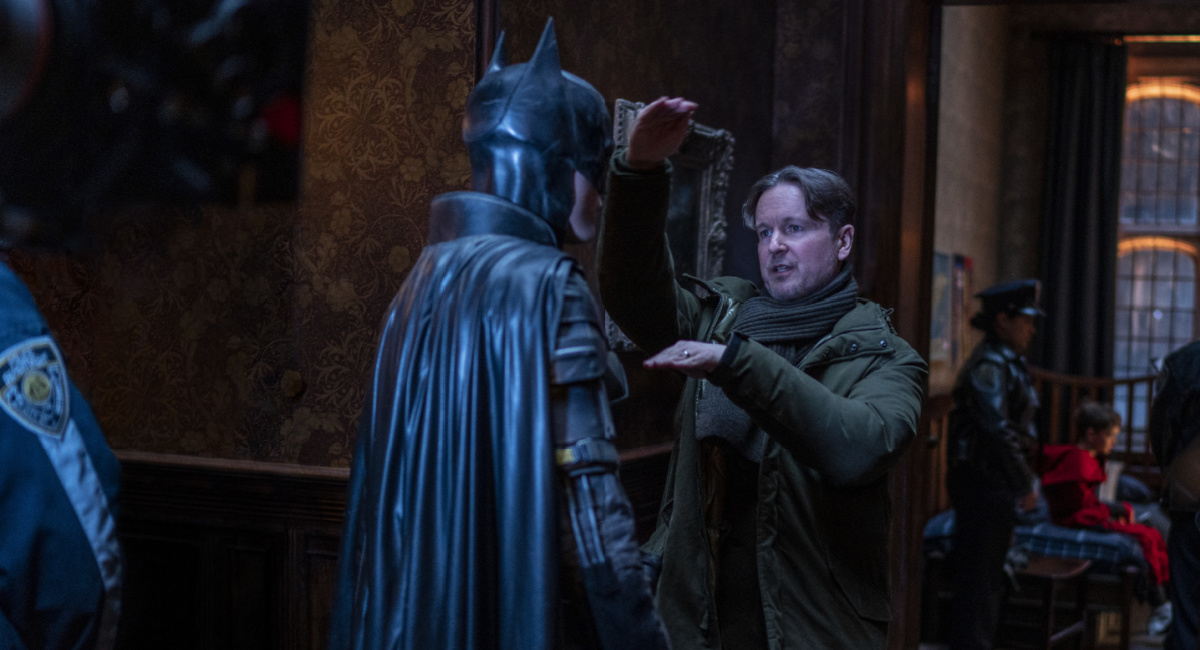 (L to R) Robert Pattinson and director Matt Reeves on the set in Warner Bros. Pictures' 'The Batman.' Photo Credit: Jonathan Olley/™ & © DC Comics.