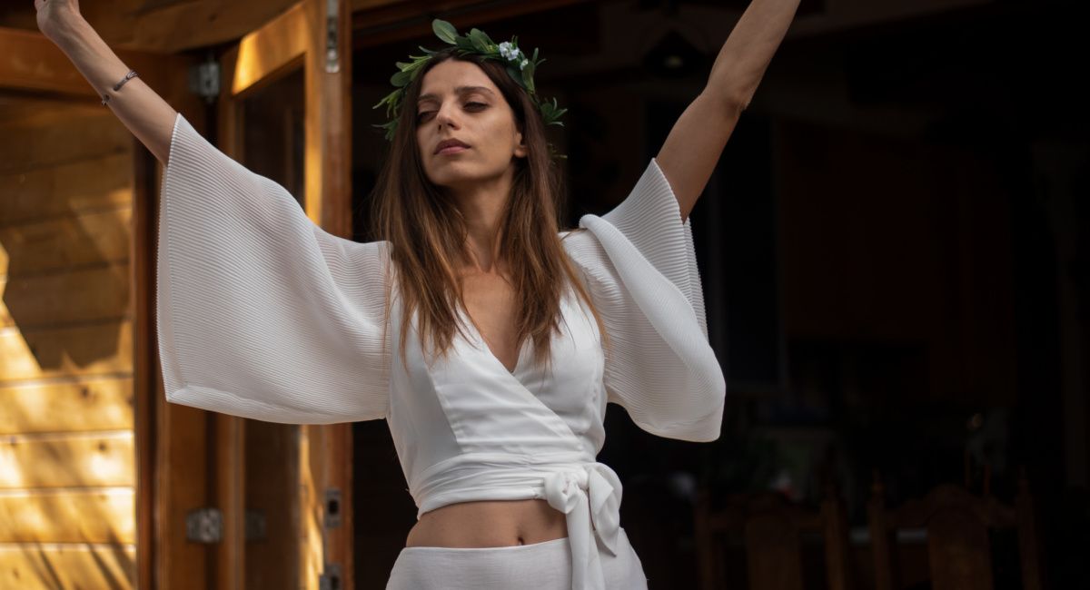 Angela Sarafyan in 'King Knight'